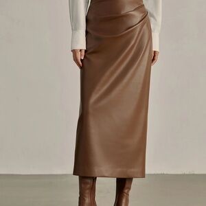 Commense XL  Brown Minimalist PU Leather Skirt  $29